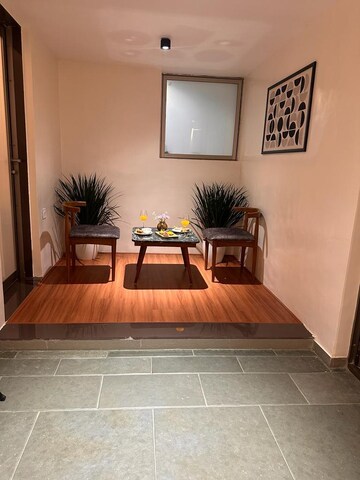 Bedroom in 2 BHK Apartment at Piramal Mahalaxmi, Mahalaxmi – for Rent