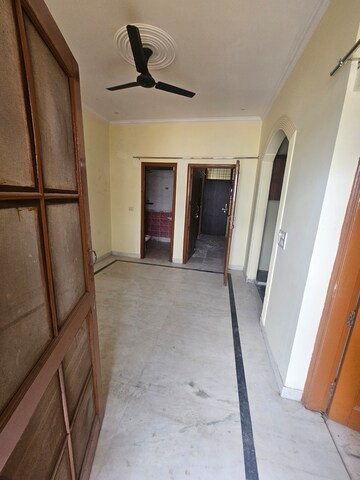 Kitchen in 1.5 BHK Builder Floor at Sector 9 – for Rent