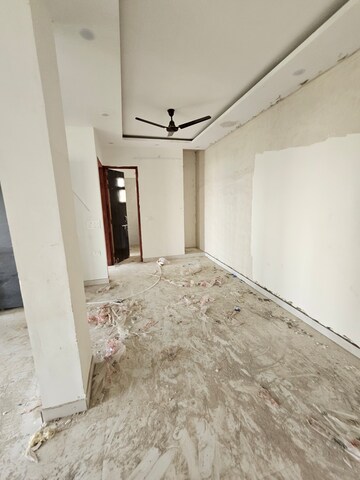 2 BHK Builder Floor For Rent in Sector 9