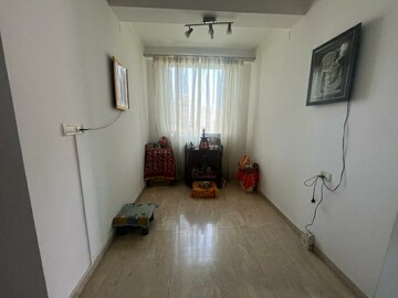 Room in 4 BHK Apartment at Hiranandani Garden Ambrossia, Powai – for Sale