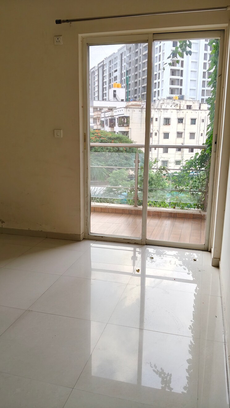 Room, 33-keshavkunj 2 Bedroom 1031 Sq.Ft. Apartment In Mundhwa Pune 8804218