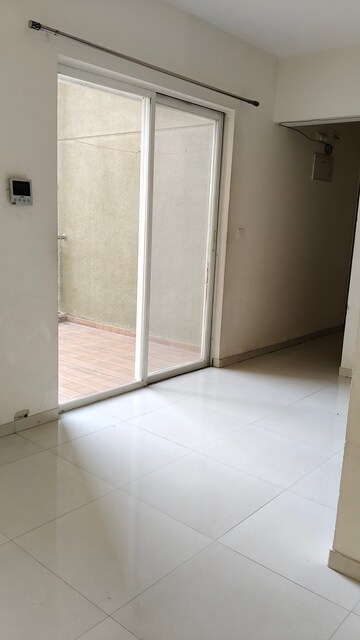 Room in 2 BHK Apartment at 33 Keshavkunj, Mundhwa – for Rent