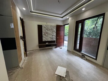 Room in 4 BHK Apartment at Inderpuri – for Sale