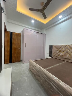 Room in 4 BHK Builder Floor at Niti Khand I – for Sale