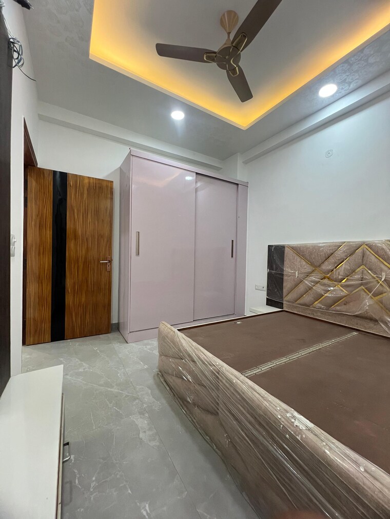 Room, niti khand i 4 Bedroom 2000 Sq.Ft. Builder Floor In Niti Khand I Ghaziabad 8804247