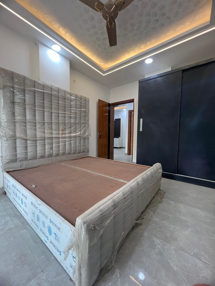 Room, niti khand i 4 Bedroom 2000 Sq.Ft. Builder Floor In Niti Khand I Ghaziabad 8804247