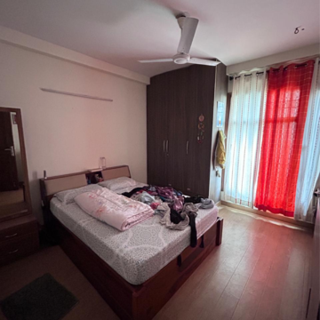 Bedroom in 2 BHK Builder Floor at Malviya Nagar – for Rent