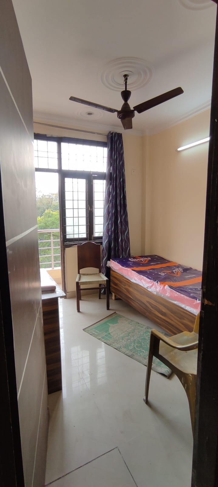 1 Rk+ Study Room Builder Floor For Rent in Patel Nagar