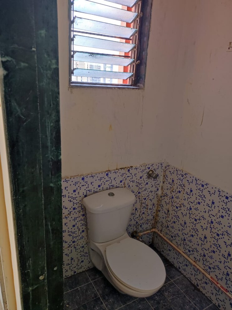 Bathroom, kedar-chs 1 Bedroom 625 Sq.Ft. Apartment In Taloja Panchanand Navi Mumbai 8804281