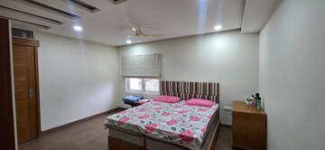 Bedroom in 4 BHK Apartment at Jubilee Hills – for Rent