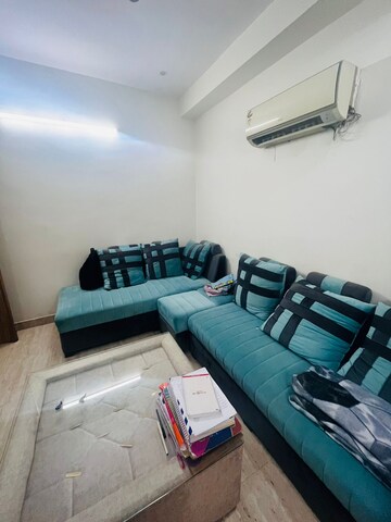 Master Bedroom in 1 BHK Builder Floor at Sector 46 – for Rent