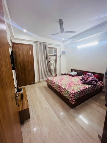 Bedroom in 1 BHK Builder Floor at Sector 46 – for Rent