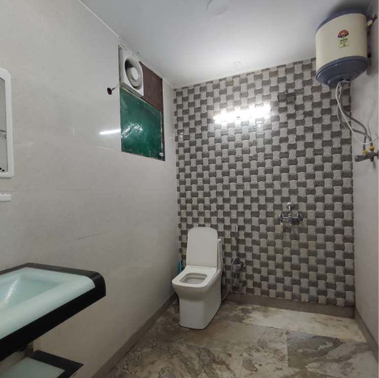 Bathroom, malviya nagar 1 Bedroom 600 Sq.Ft. Builder Floor In Malviya Nagar Delhi 8804304