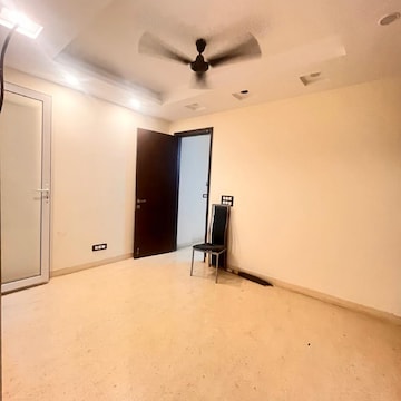 Room in 2 BHK Builder Floor at Malviya Nagar – for Rent