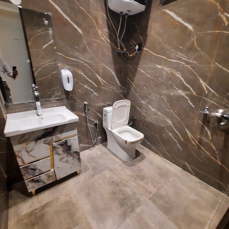 Team Area, malviya nagar 3 Bedroom 125 Sq.Yd. Builder Floor In Malviya Nagar Delhi 8804318