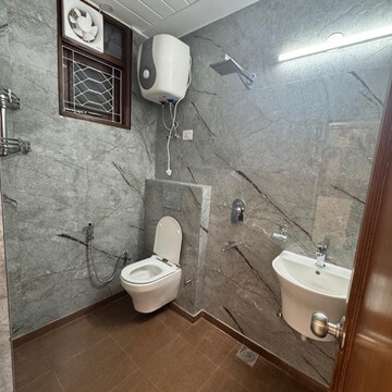 Bathroom in 1 BHK Builder Floor at Malviya Nagar – for Rent