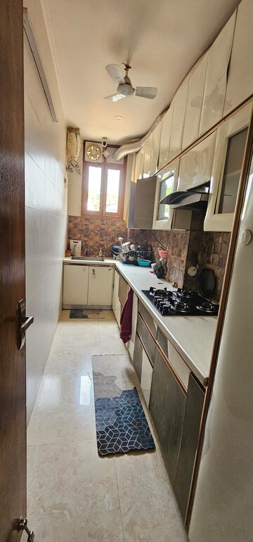 Balcony in 1 RK Builder Floor at Palam Vihar – for Rent