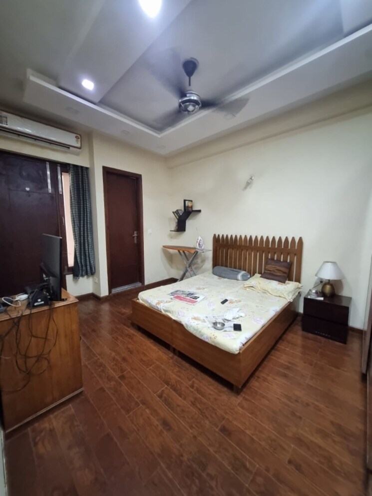 Bedroom, palam vihar 3 Bedroom 300 Sq.Yd. Independent House In Palam Vihar Gurgaon 8804350