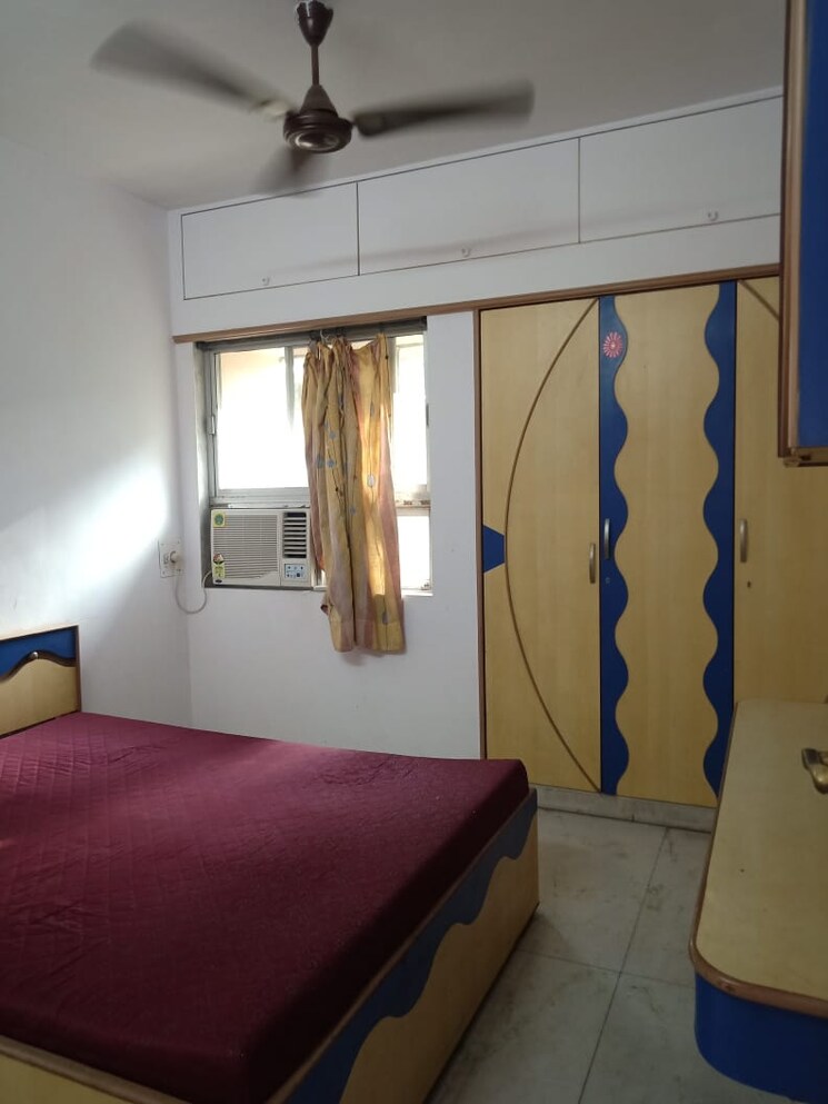 Living Room, happy-valley 2 Bedroom 1050 Sq.Ft. Apartment In Manpada Thane 8804366