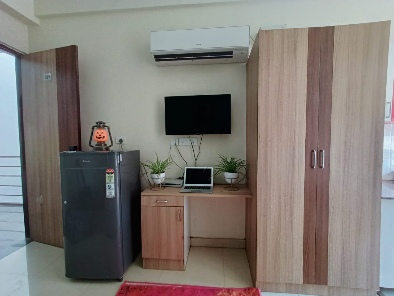 2 BHK Builder Floor For Rent in F Block 