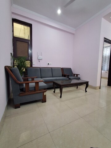 Master Bedroom in 2 BHK Builder Floor at Sector 52 – for Rent