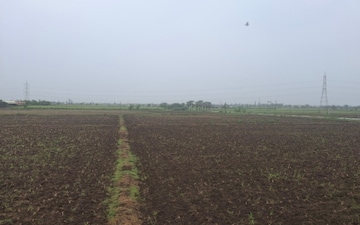 Industrial Plot For Rent in Sachin