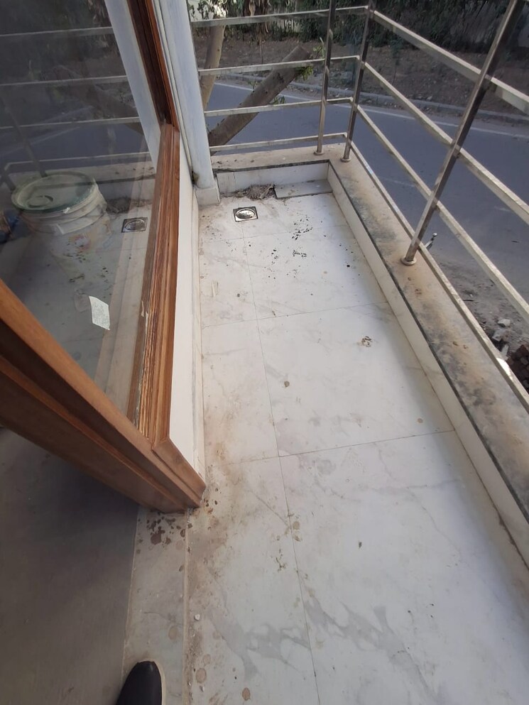 Balcony, sector 46 1 Bedroom 900 Sq.Ft. Builder Floor In Sector 46 Gurgaon 8804394