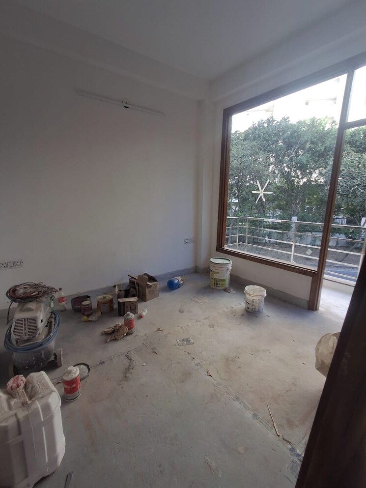  Parking, sector 46 1 Bedroom 900 Sq.Ft. Builder Floor In Sector 46 Gurgaon 8804394