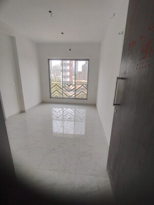 Room in 2 BHK Apartment at Rishab Jay Sarang, Malad East – for Sale