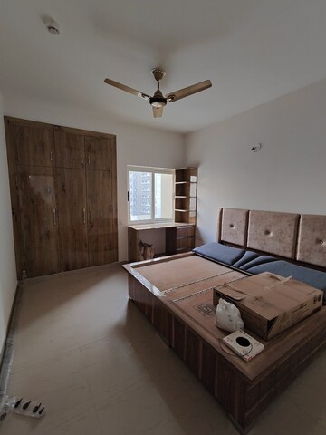 2 BHK Apartment For Rent in Nimbus Express Park View - II, Chi V Greater Noida