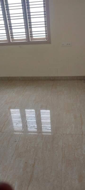 Room in 3 BHK Apartment at Vidyaranyapura – for Rent