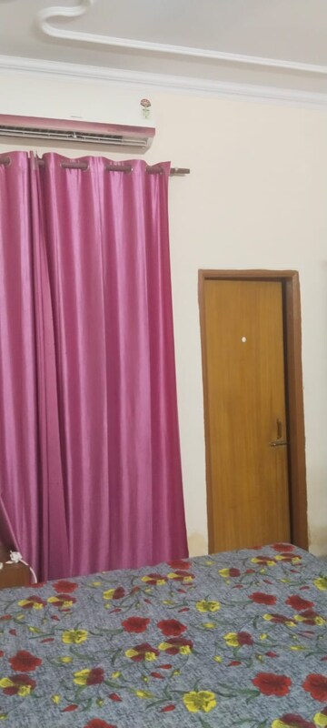 Furnished Amenities in 2 BHK Builder Floor at Vijay Tower Gomti Nagar, Gomti Nagar – for Rent