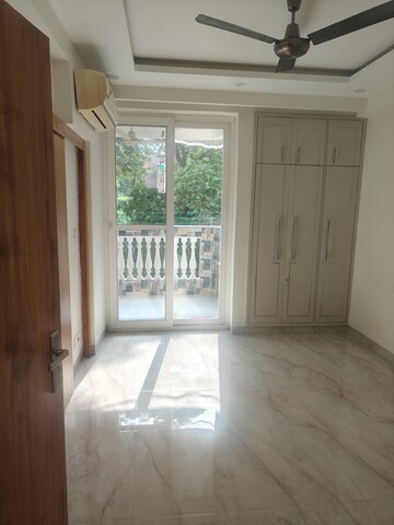 Room in 2 BHK Apartment at Vidya Enclave, Sector 56 – for Rent