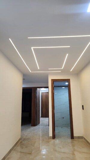 Room in 3 BHK Builder Floor at Sector 1 Greater Noida – for Sale