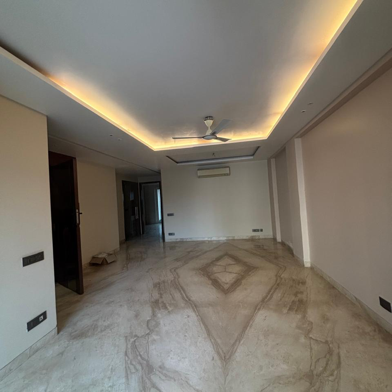 3 BHK + Servant Room Builder Floor For Rent in Defence Colony