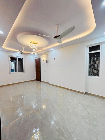 Room in 3.5 BHK Builder Floor at Baraula – for Sale