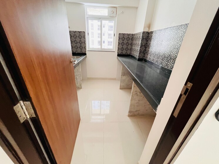 Kitchen, lodha-amara 1 Bedroom 453 Sq.Ft. Apartment In Kolshet Road Thane 8804527