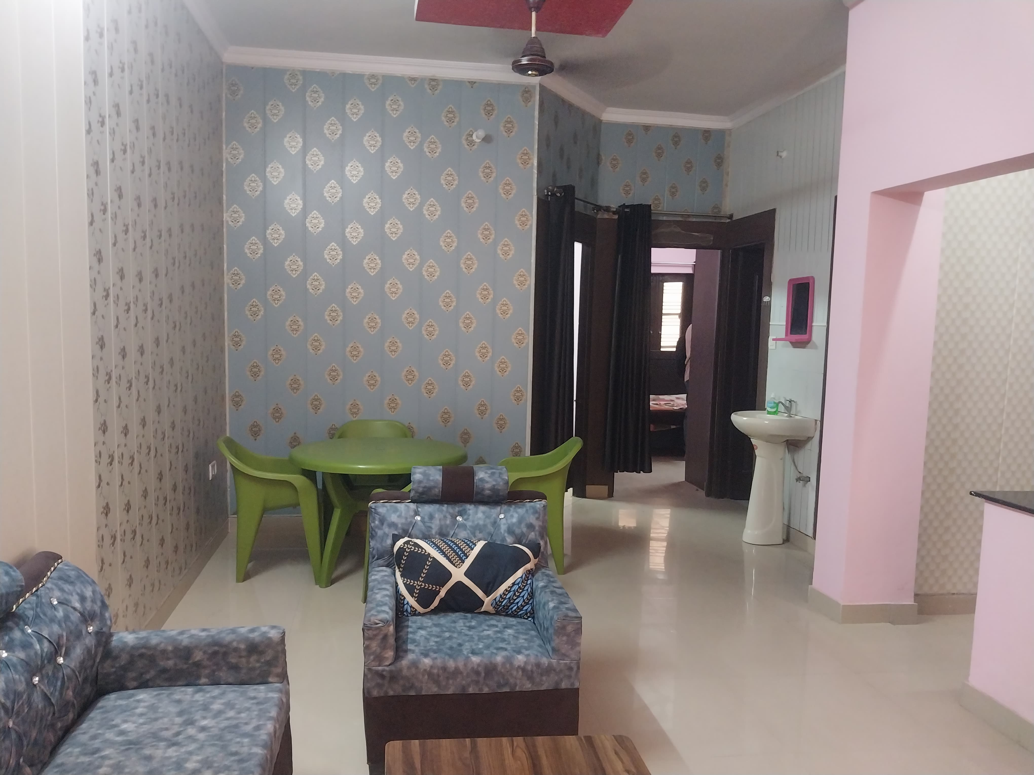 2 BHK Builder Floor For Rent in Sahastradhara Road