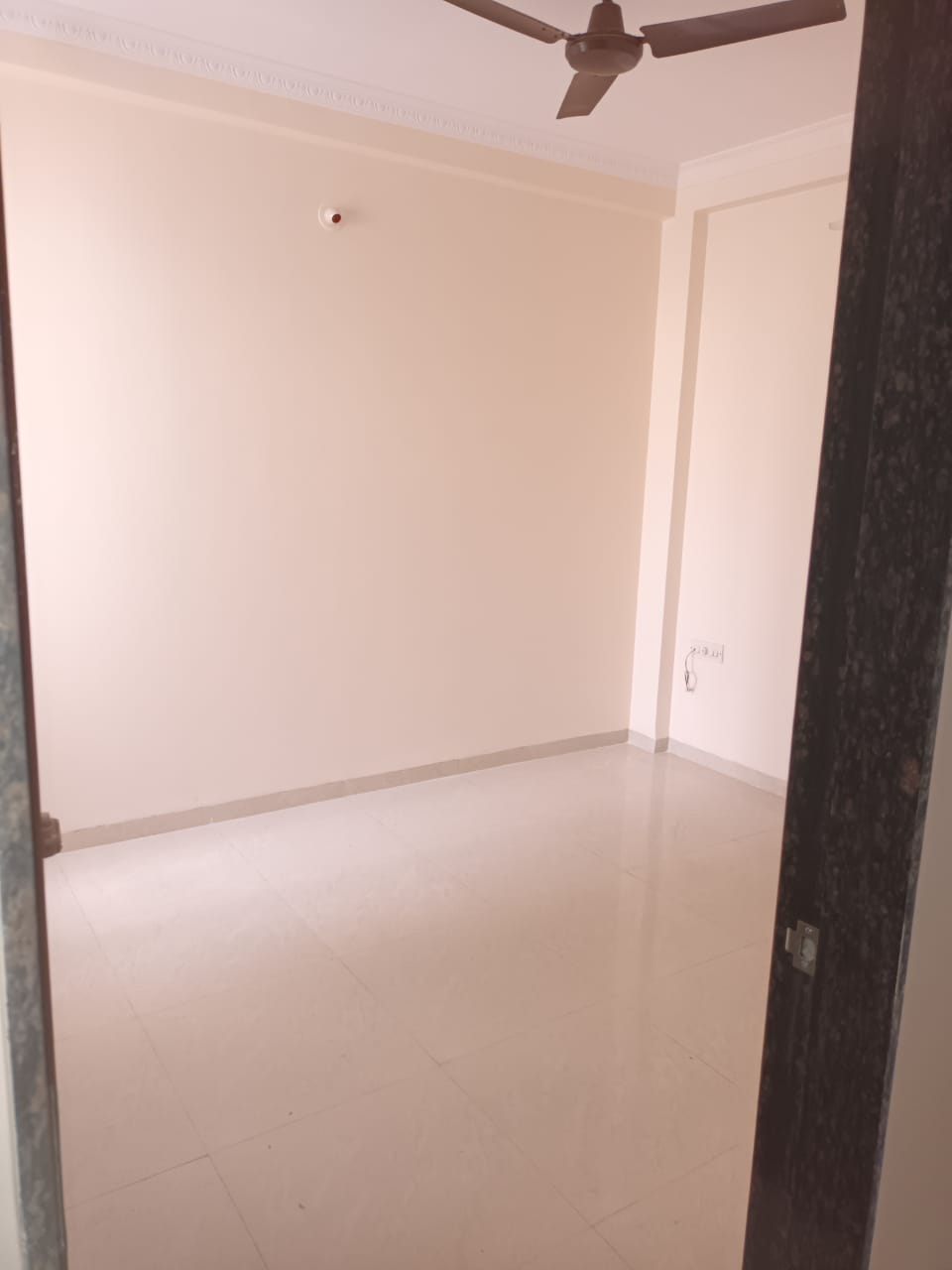 2 BHK + Study Room Independent House For Rent in Sudama Nagar