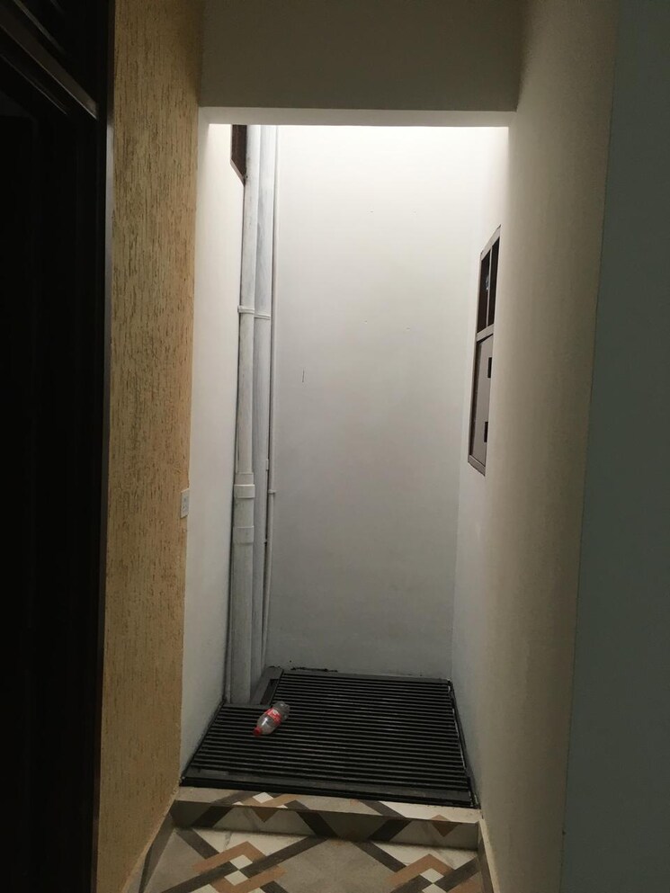 Room, ninex-rmg-residency 2 Bedroom 950 Sq.Ft. Apartment In Sector 37c Gurgaon 8804617