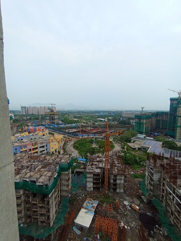 Master Plan in 3 BHK Apartment at Runwal Gardens, Dombivli East – for Rent