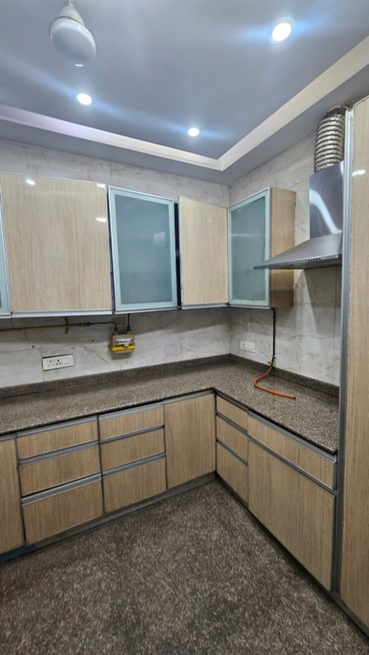 Kitchen, east patel nagar 3 Bedroom 1680 Sq.Ft. Builder Floor In East Patel Nagar Delhi 8804664