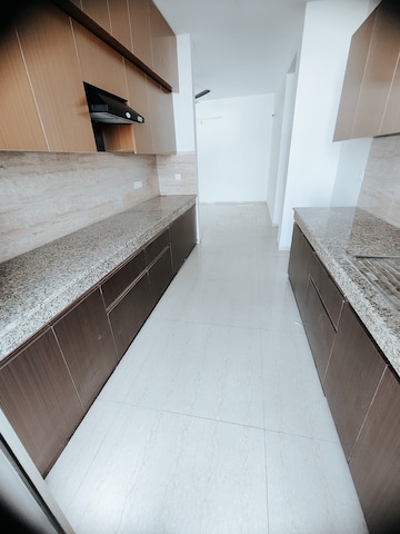 Kitchen in 3 BHK Apartment at Omaxe Royal Residency Faridabad, Sector 79 – for Rent