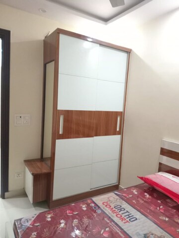Room in 2.5 BHK Builder Floor at Dwarka Mor – for Rent