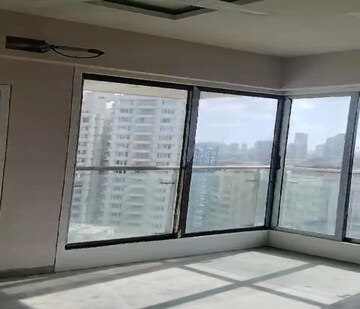 Room in 2.5 BHK Apartment at Matunga East – for Sale