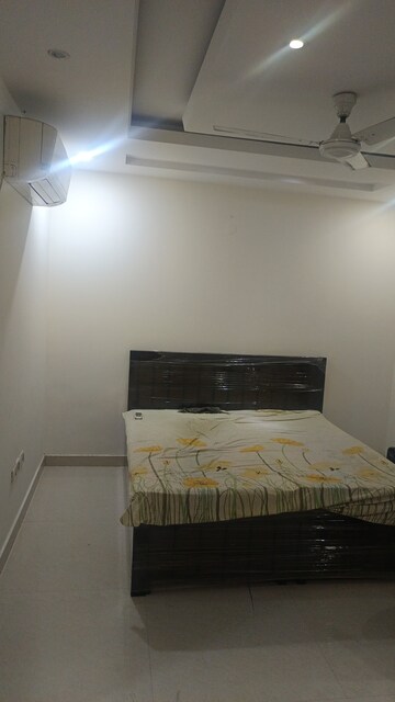 Bedroom in 3 BHK Builder Floor at Patel Nagar – for Rent