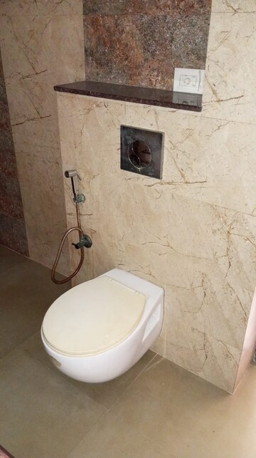 Bathroom in 1 BHK Builder Floor at Laxmi Nagar – for Rent