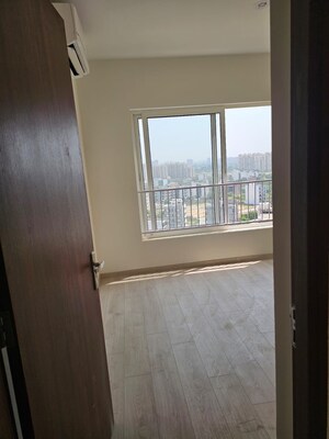 Room in 3 BHK Apartment at Shapoorji Pallonji Joyville Gurgaon, Sector 102 – for Sale