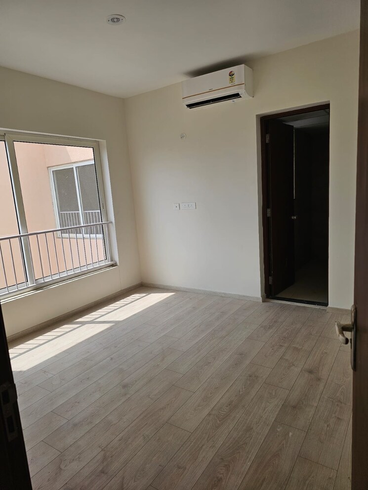 Room, shapoorji-pallonji-joyville-gurgaon 3 Bedroom 1692 Sq.Ft. Apartment In Sector 102 Gurgaon 8804853