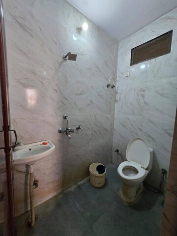 Bathroom in 1 BHK Builder Floor at Okd Krishna Apartment, Burari – for Rent